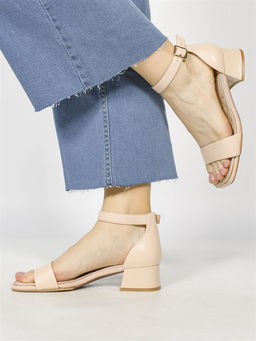 Босоножки на выход и на каждый день E47F-66JU