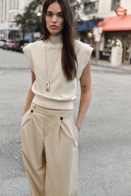 PLAIN KNIT TOP WITH PADDED SHOULDERS - Zara фото 10