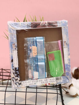 Алмазная мозаика на подрамнике Draw Me! Beautiful girl, (20*20 см)