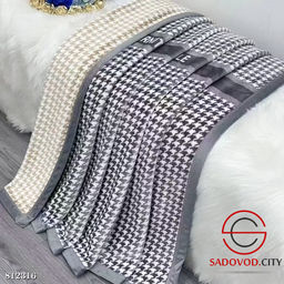 Плед двухсторонний с принтом