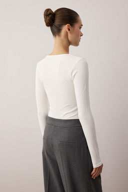 Ekru Fermuarl? fitted/Vucuda Oturan C?tc?tl? Esnek Orme Body TWOAW26BD00012 - Trendyolmilla фото 5