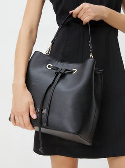 Женская сумка через плечо TAMARIS Anja Артикул 4370609, черный - Maison david фото 2