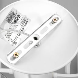 Светильник потолочный BayerLux «Миссури», люстра 4хЕ27, 40 Вт, белый, 71×36×29 см