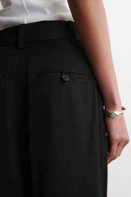PANTAL?N GLOBO CON PINZAS EN TWILL - H&m фото 5