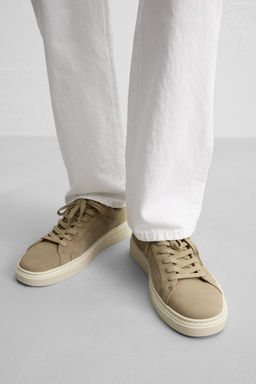 LEATHER TRAINERS