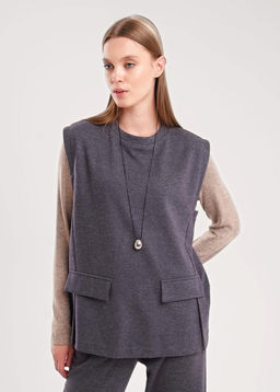 157025/190ввэ Жилет жен. (ЧЗ)