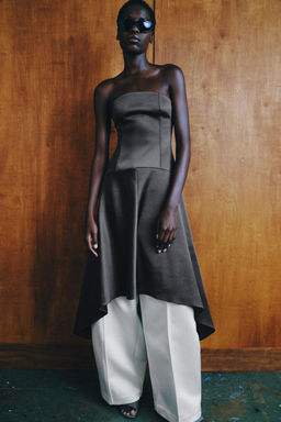 VESTIDO SATINADO ASIM?TRICO ZW COLLECTION / Gris oscuro