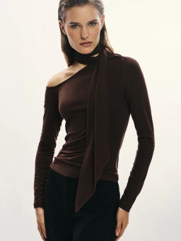 Лонгслив с шарфом / Zarina