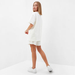 Костюм женский: футболка, шорты, MINAKU: SPORTY & STYLISH, экрю, размер 48