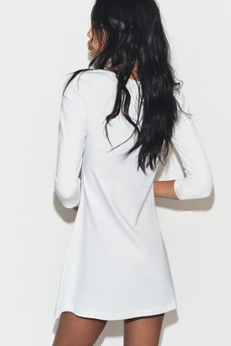 VESTIDO CORTO CUELLO BARCO / Blanco - Zara фото 4