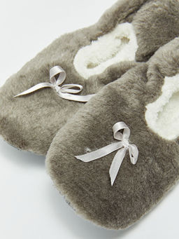 Fiyonk Detayl? Pel?? K?z ?ocuk Ev ?orab?