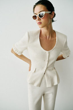 CHAQUETA PEPLUM VOLANTES MANGA CORTA / Crudo - Zara фото 2