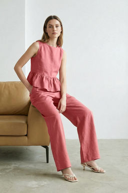 Pembe Keten Gorunumlu Bisiklet Yaka Bluz ve Pantolon Dokuma Alt-Ust Tak?m TWOSS25AU00081