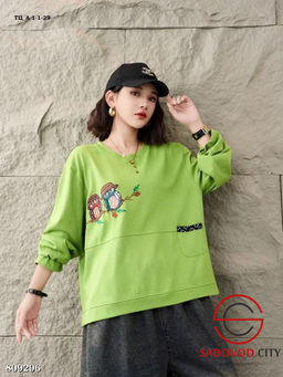 Женский пуловер с круглым вырезом и вышивкой - Bruno фото 4