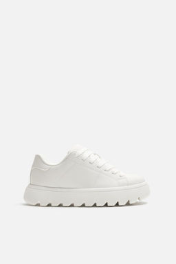 CHUNKY SOLE SNEAKERS