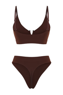 TRENDYOLMILLA Kahverengi Seamless/Dikissiz Aksesuarl? ve Ip Ask?l? Kaps?z Orme Ic Camas?r? Tak?m? THMSS25CC00000  фото 6