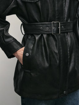 Куртка из искусственной кожи с ремнём / Zarina  фото 9