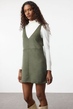 TRENDYOLMILLA Kahverengi V Yaka Jile Suet Mini Orme Elbise TWOAW24EL00543  фото 15