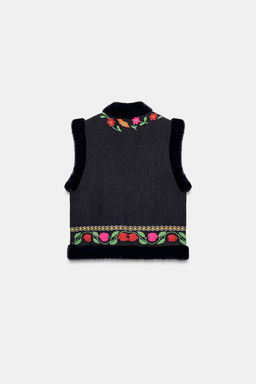EMBROIDERED FAUX FUR GILET WITH CONTRASTING DETAILS - Zara фото 6