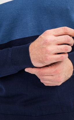 Джемпер мужской с отложным воротником и планкой на пуговицах F221-15-22021A тёмно-синий - Fine joyce фото 4