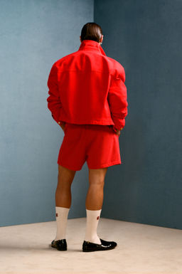 BERMUDA JOGGER BORDADO WILLY CHAVARRIA X ZARA / Rojo