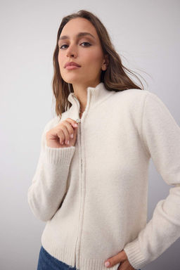 Wardrobe Essentials Ekru Yunlu Fermuarl? Dik Yaka Papatya Elcikli Triko H?rka |TWOAW26HI00090