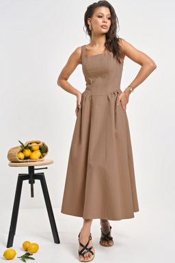 Сарафан джинсовый с корсетными линиями мокко