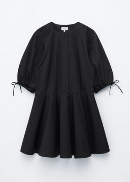 Minivestido con mangas abullonadas