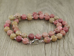 Бусы родонит, круглые 8мм, короткие 48см