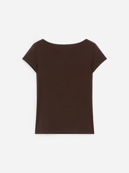 Camiseta el?stica con cuello barco