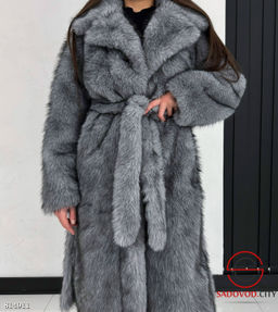 Шуба женская с искусственным мехом