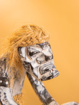 Сувенир «Абориген музыкант», 14×8×16 см, дерево