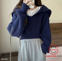 Свитер женский с широким воротником