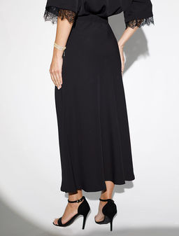 Юбка миди на запАх из креп-шифона с кружевом - Vilatte фото 3