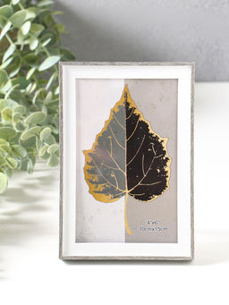 Цена за 2 шт. Фоторамка для фото 10×15 см «Современная классика», пластик, серый и белый, 16×10.8×1.5 см