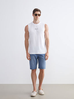 Bisiklet Yaka Bask?l? Erkek Kolsuz Ti??rt