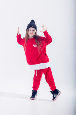 072 Детский костюм, красный (3хнитка петля)