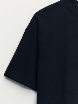 Базовая футболка оверсайз из хлопка / Zarina