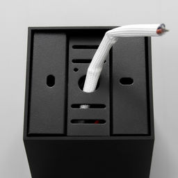 Светильник «Кубик» LED 4000К 10 Вт DIM220 черный золото 7.5×7.5×9.5 см