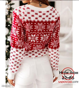 Свитер женский новогодний