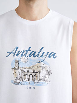 Bisiklet Yaka Bask?l? Penye Erkek Kolsuz Ti??rt