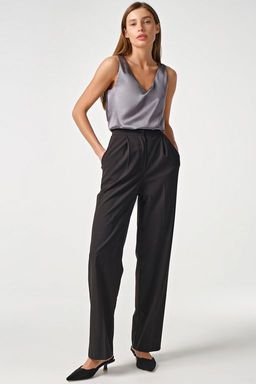 Топ атласный базовый под пиджак серый