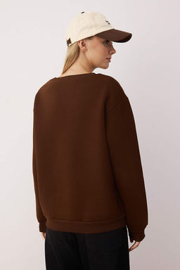 Kahverengi Kal?n Polarl? Bisiklet Yaka Ay? Nak?sl? Normal Kesim Orme Sweatshirt TWOAW26SW00091