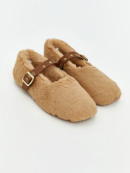 Pel?? Kad?n Ev Terli?i