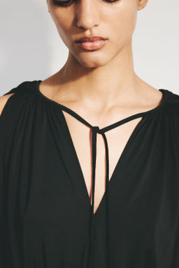 Vestido de punto con detalle efecto capa - H&m фото 4