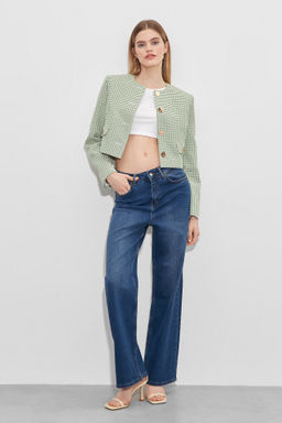 Жакет укороченный из твида с клапанами