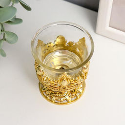 Подсвечник на 1 свечу «Вьюнок бокал на ножке», стекло, пластик, под золото, 7.5×6×6 см