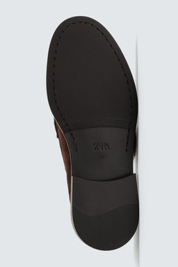 LIMITED EDITION SPLIT SUEDE LOAFERS - Zara фото 7