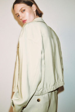 CHAQUETA CORTA BOLSILLOS SOLAPA / Verde agua - Zara фото 4