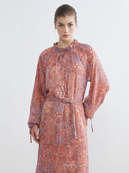 Desenli Belden Oturtmal? ?ifon Elbise